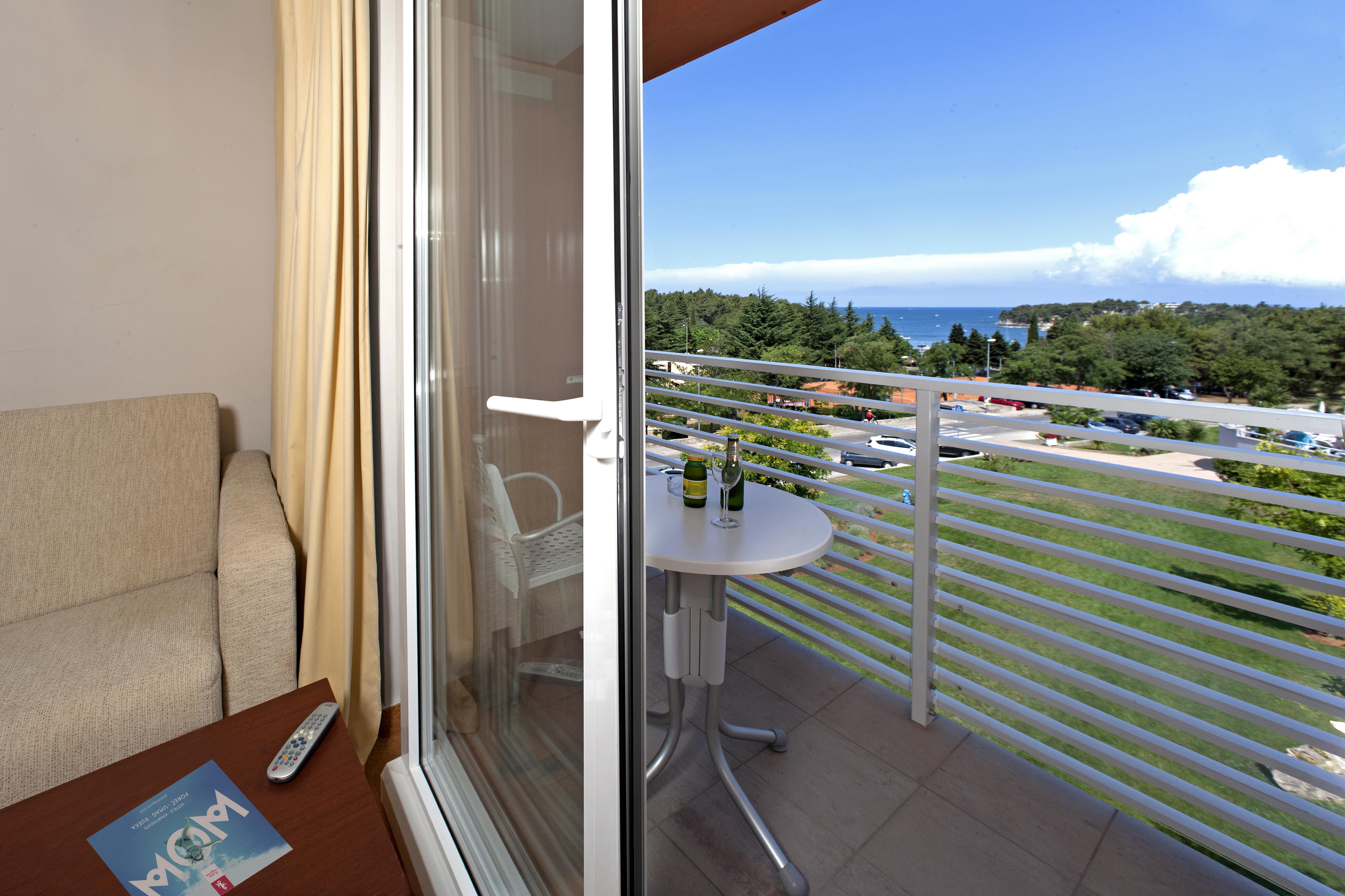 Hotel Albatros Plava Laguna Porec Exterior photo